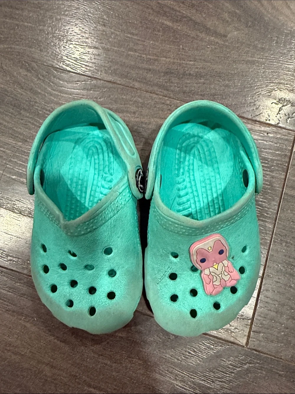 CROCS Kids Teal Foam Clogs with Pink Character Charm size 4/5 8:4